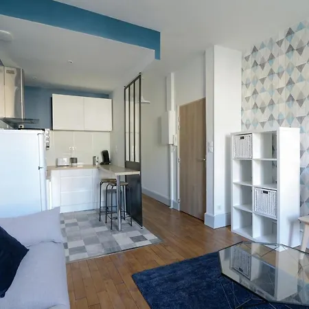 Le Palais Des Thermes Apartment *