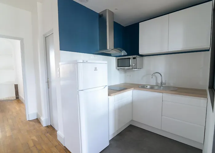 Le Palais Des Thermes