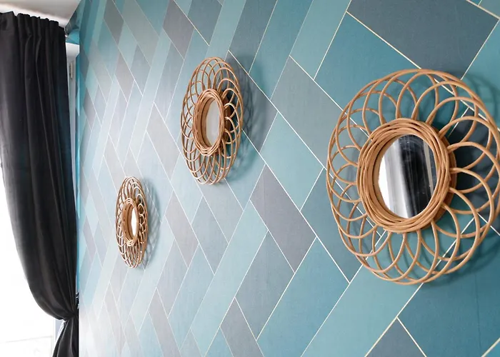 Le Palais Des Thermes *